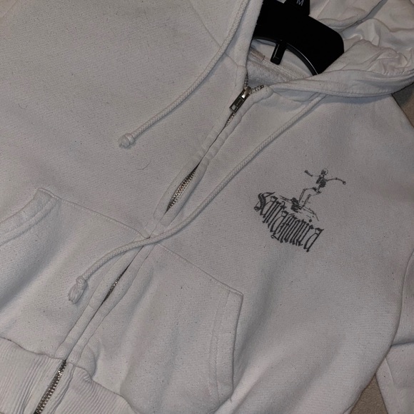 zip up jacket - Picture 2 of 3